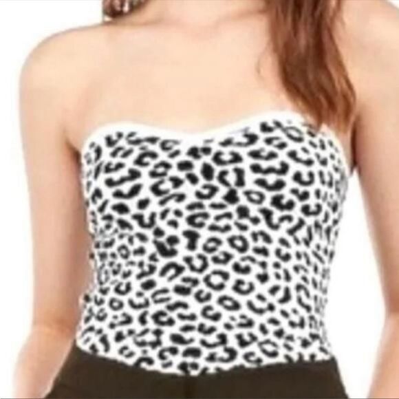 Express White/Black Leopard Cheetah Knit Sweater Cropped Bustier Strapless Sz M - Picture 1 of 6